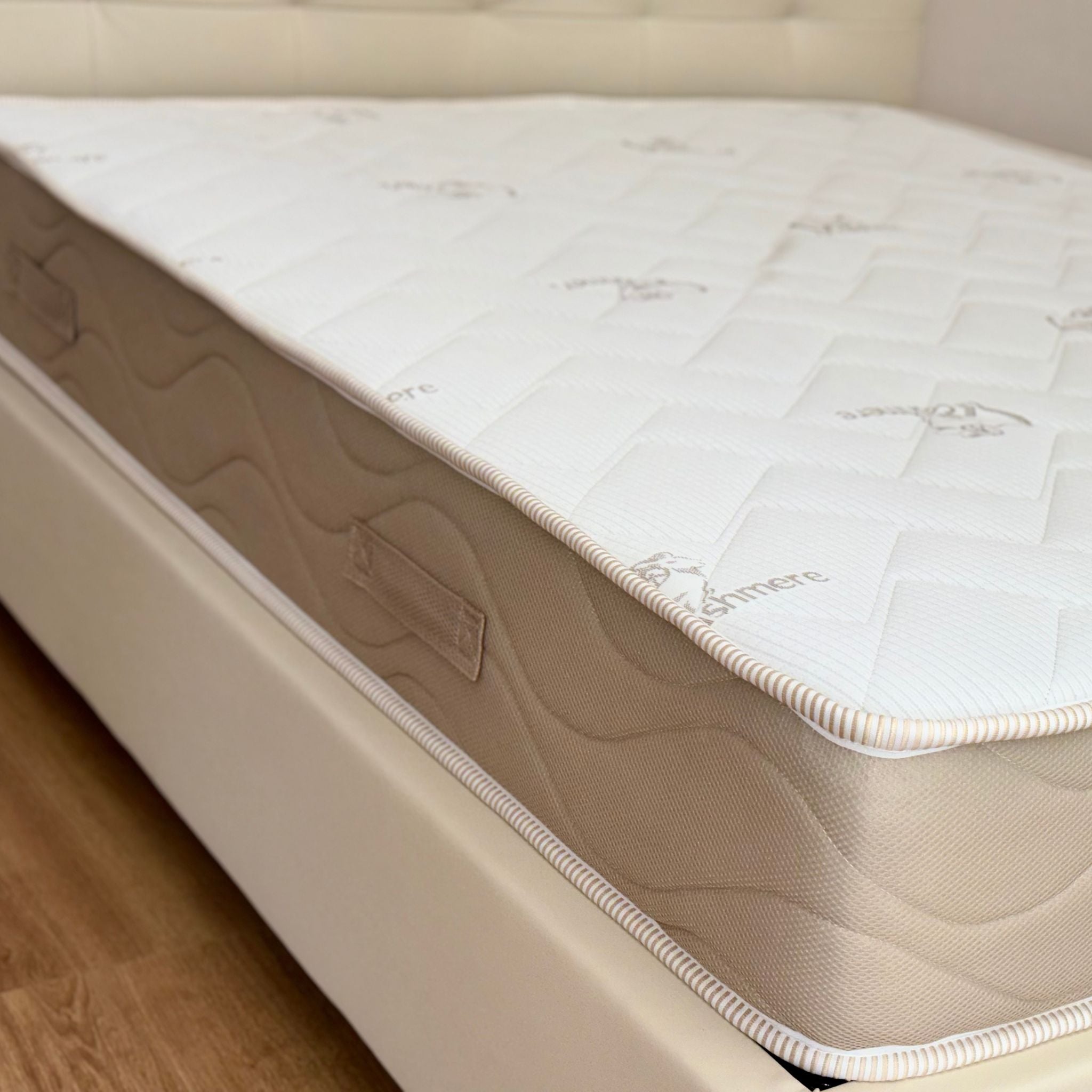 Materasso "Soft Foam" 3 Strati - con Fascia Traspirante - Grado di rigidità 8/10